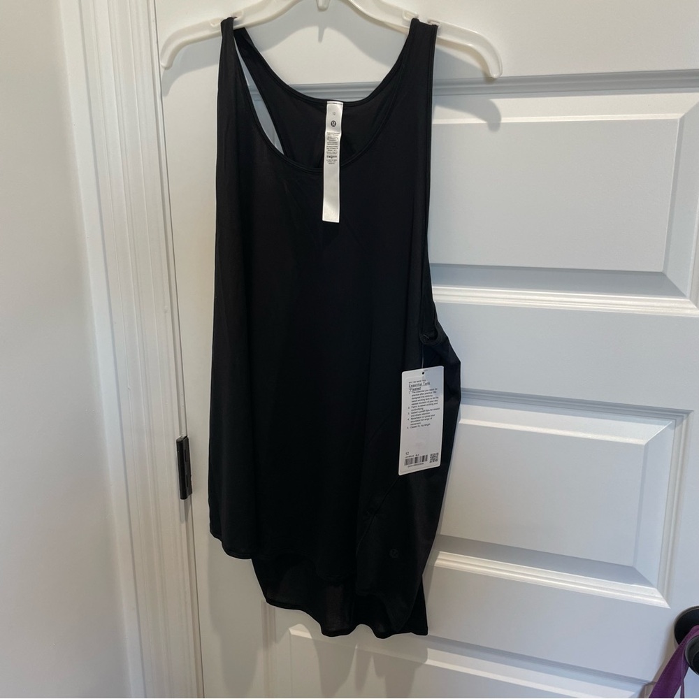Lulu Lemon Essential Tank Pleated 12